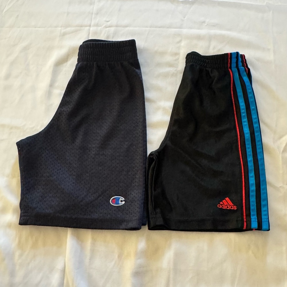 Boy’s bundle of 2pc Casual Shorts/ Size 6/ Color Black and Gray